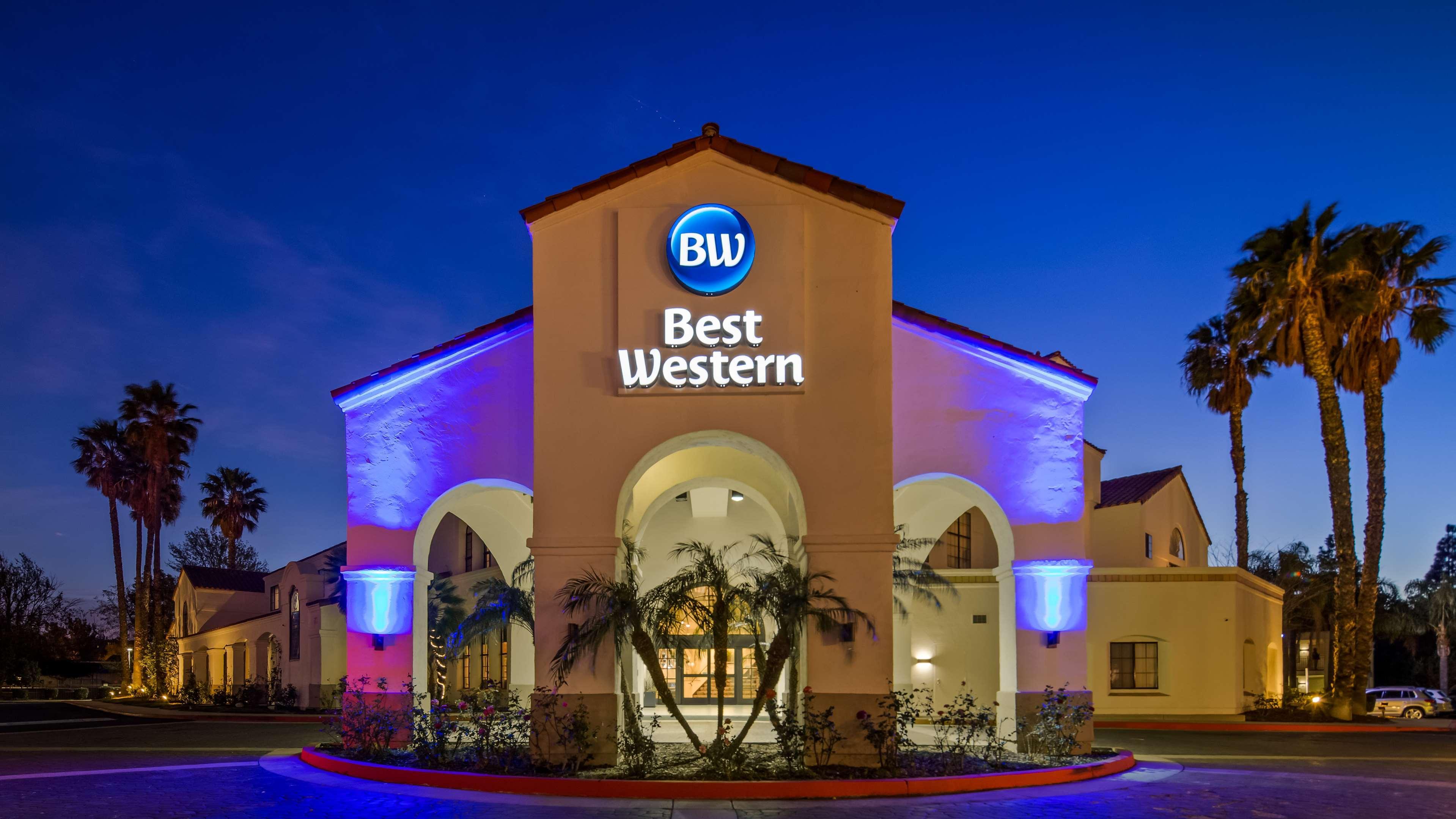 Best Western Posada Royale Hotel & Suites Сими-Вэлли Экстерьер фото