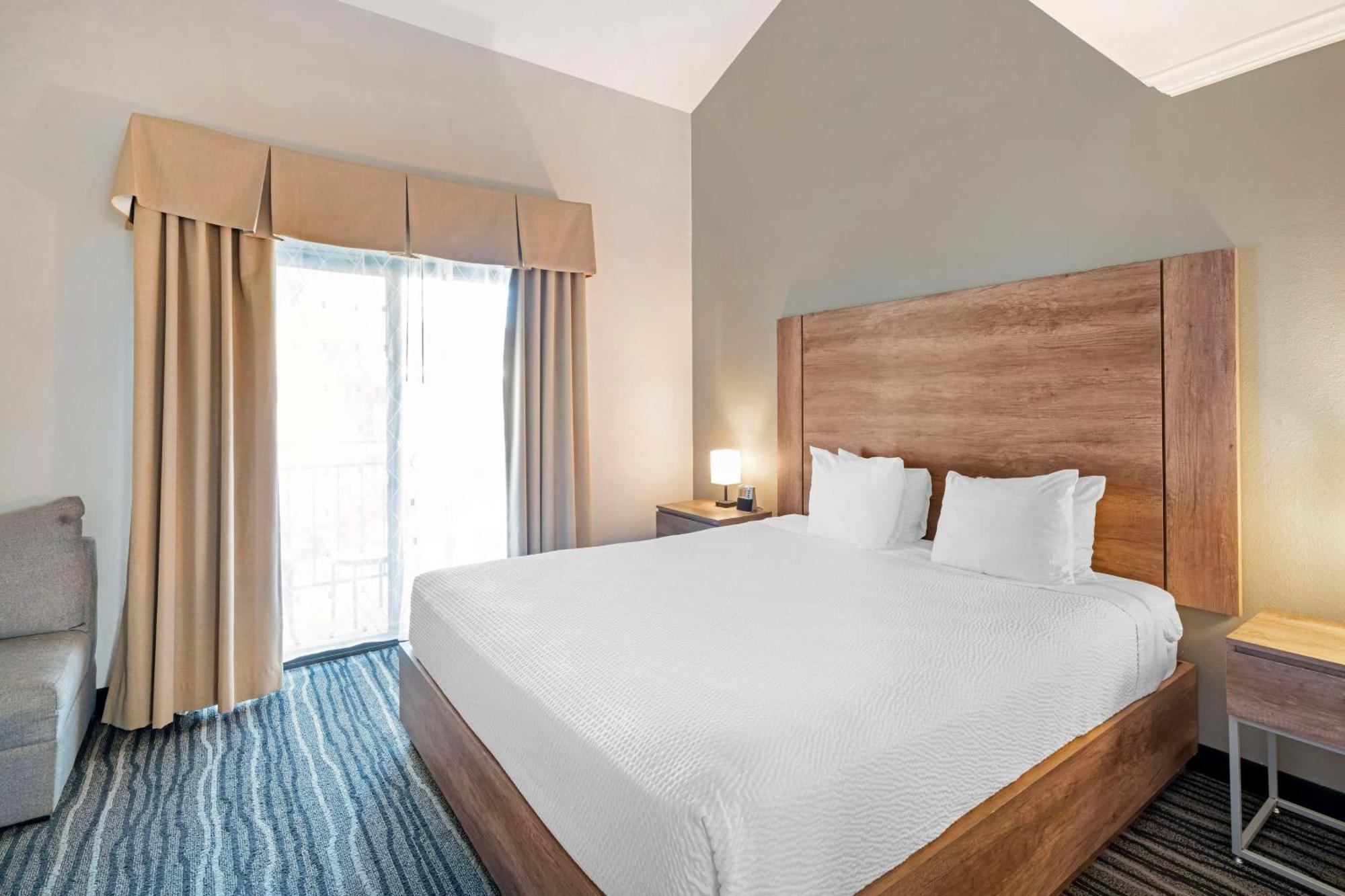 Best Western Posada Royale Hotel & Suites Сими-Вэлли Экстерьер фото